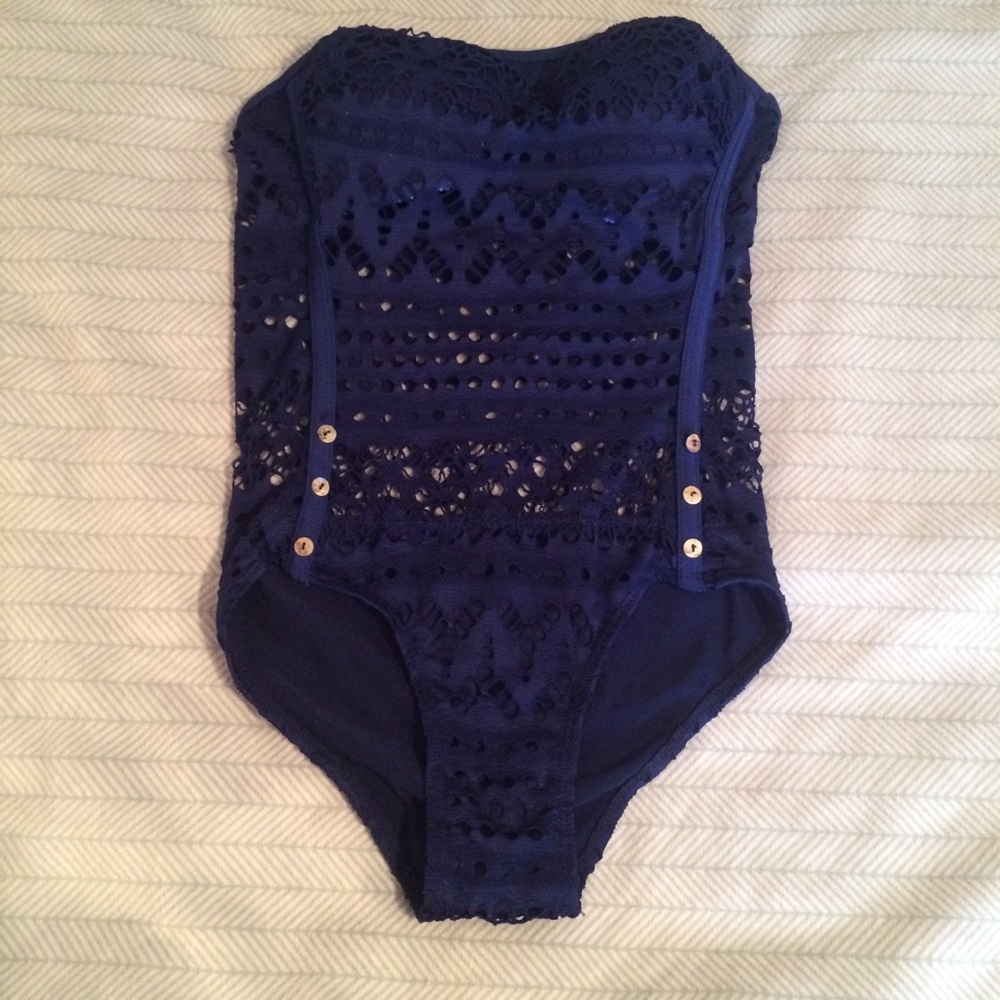NWOT Navy Lace Strapless Swimsuit